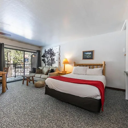 Modern Studio W/Balcony #211 At Donner Lake Village